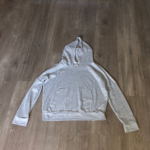 grey hoodie with open shoulders - Picture 1 of 1